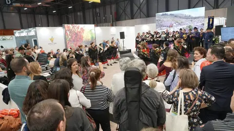 Castilla y Le&oacute;n afianza su posicionamiento en FITUR como destino l&iacute;der en oferta cultural, enogastron&oacute;mica y de turismo rural