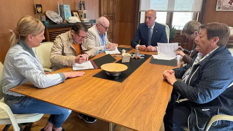 Fima Convenio Oteruelo en el Ayuntamiento de Le&oacute;n