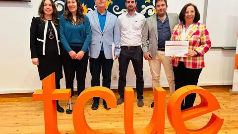 Premiados dos profesores del campus de Ponferrada de la ULE en el certamen TCUE 2023
