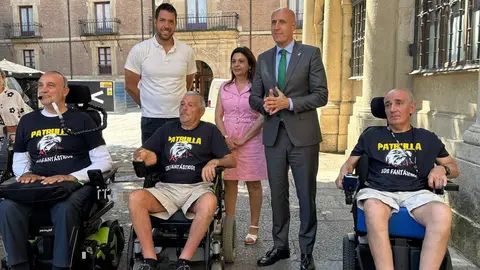 Le&oacute;n se convierte en el escenario de un juego interactivo para recaudar fondos para la ELA