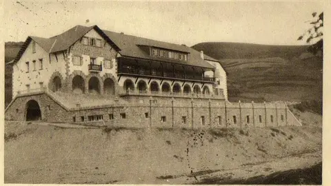 Ria&ntilde;o Antiguo Parador