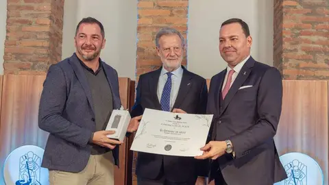 Entrega del Le&oacute;n de Plata