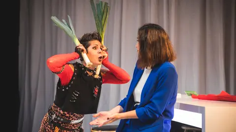Ste Xeito Producciones presenta 'FEMIN&Iacute;SSIMAS' en el Teatro El Alb&eacute;itar ULE