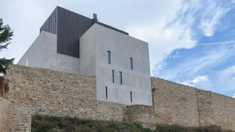La muralla romana de Astorga tras la recuperaci&oacute;n del monumento hist&oacute;rico