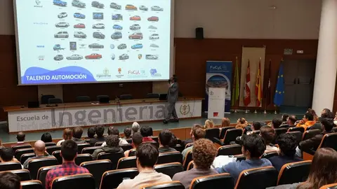 La ULE y el Cl&uacute;ster FaCyL impulsan en Le&oacute;n el futuro del empleo en automoci&oacute;n y movilidad