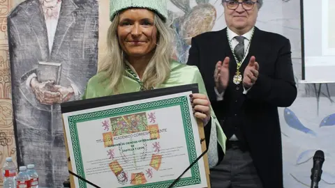 Paula Mart&iacute;nez alerta en la ULE: &ldquo;La tauromaquia solo sobrevivir&aacute; si se protege la integridad del toro bravo&rdquo;