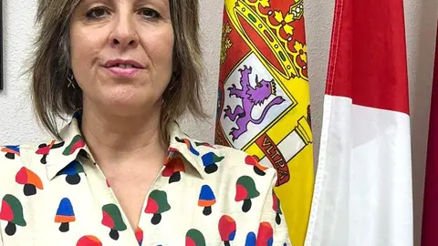 DIRECTORA LE&Oacute;N