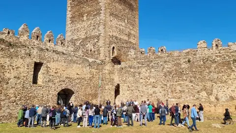 Castillo Laguna de Negrillos