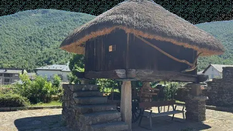 Hórreo de Caboalles de Arriba