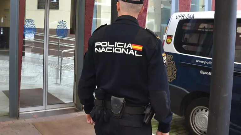Polic&iacute;a Nacional Le&oacute;n