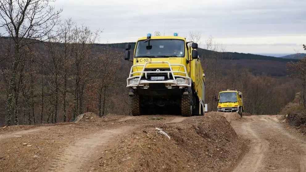 Veh&iacute;culos para extinci&oacute;n de incendios forestales