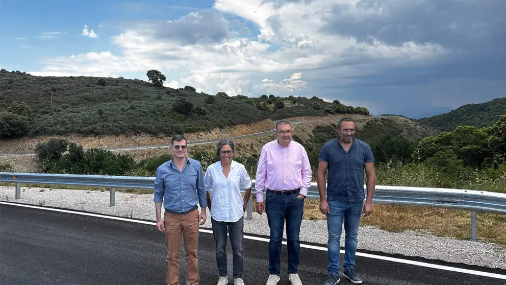 Diputaci&oacute;n de Le&oacute;n concluye las obras de ensanche y mejora de la LE-5220 en Corull&oacute;n