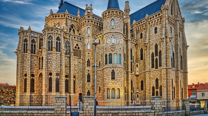 Palacio de Gaudí. Foto de: Arte Viajero