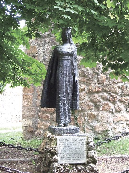 Covarrubias_-_Estatua_de_la_princesa_Kristina (1)